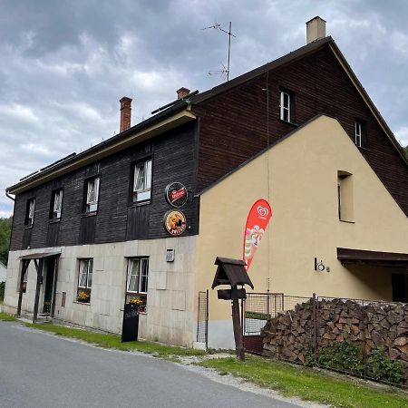 Penzion Hajenka Petrovice  Eksteriør billede