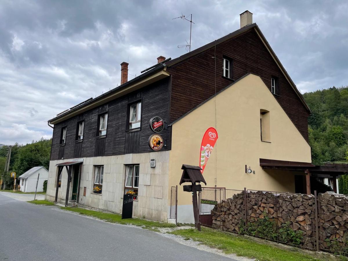 Penzion Hajenka Petrovice  Eksteriør billede